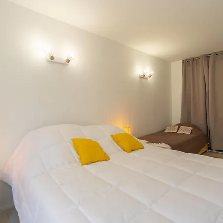 De Mons By Interhome Apartment Royan