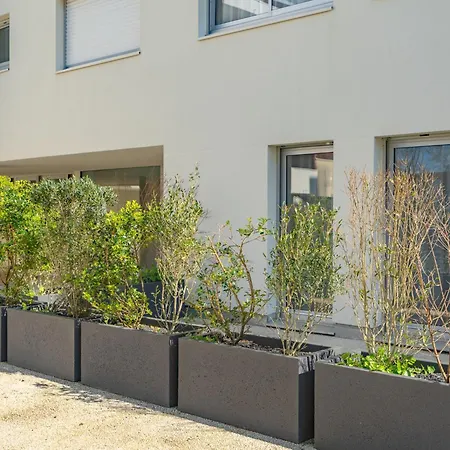 De Mons By Interhome *