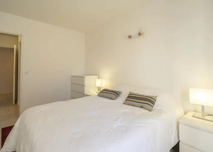 De Mons By Interhome رويا