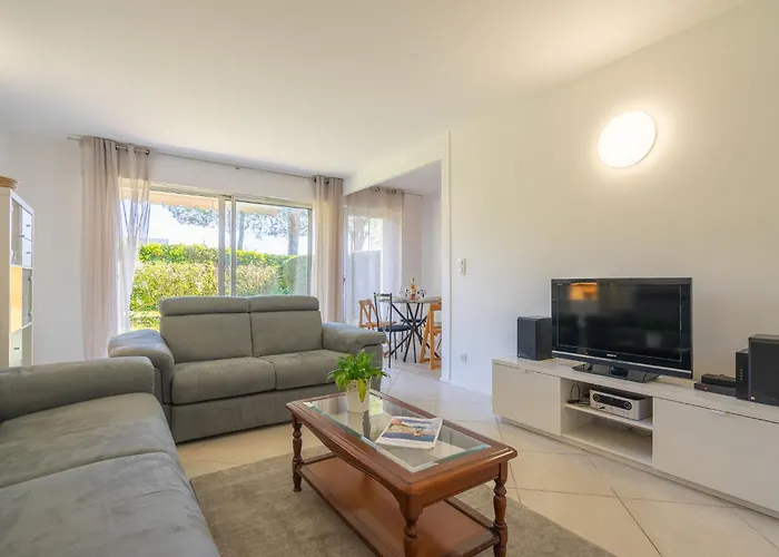 דירה De Mons By Interhome רויאן