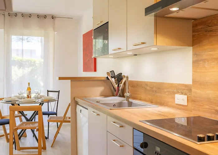 De Mons By Interhome *