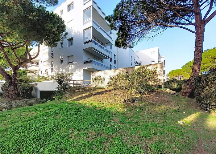 דירה De Mons By Interhome